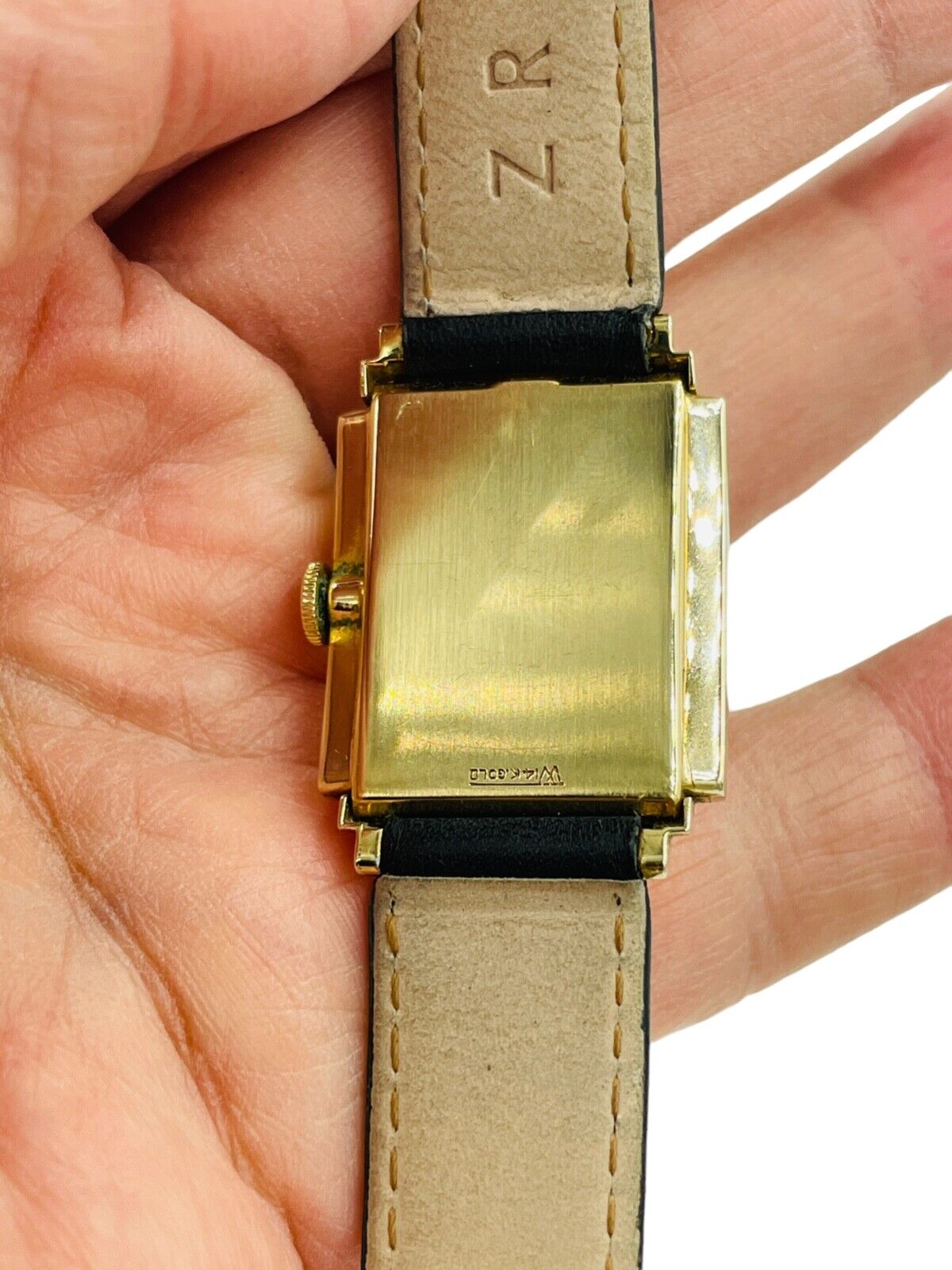 Amazon.com: Black Bow Jewelry 14K Yellow Gold Ladies Rectangular 15x31mm  Dial Solid Nugget Watch : Clothing, Shoes & Jewelry