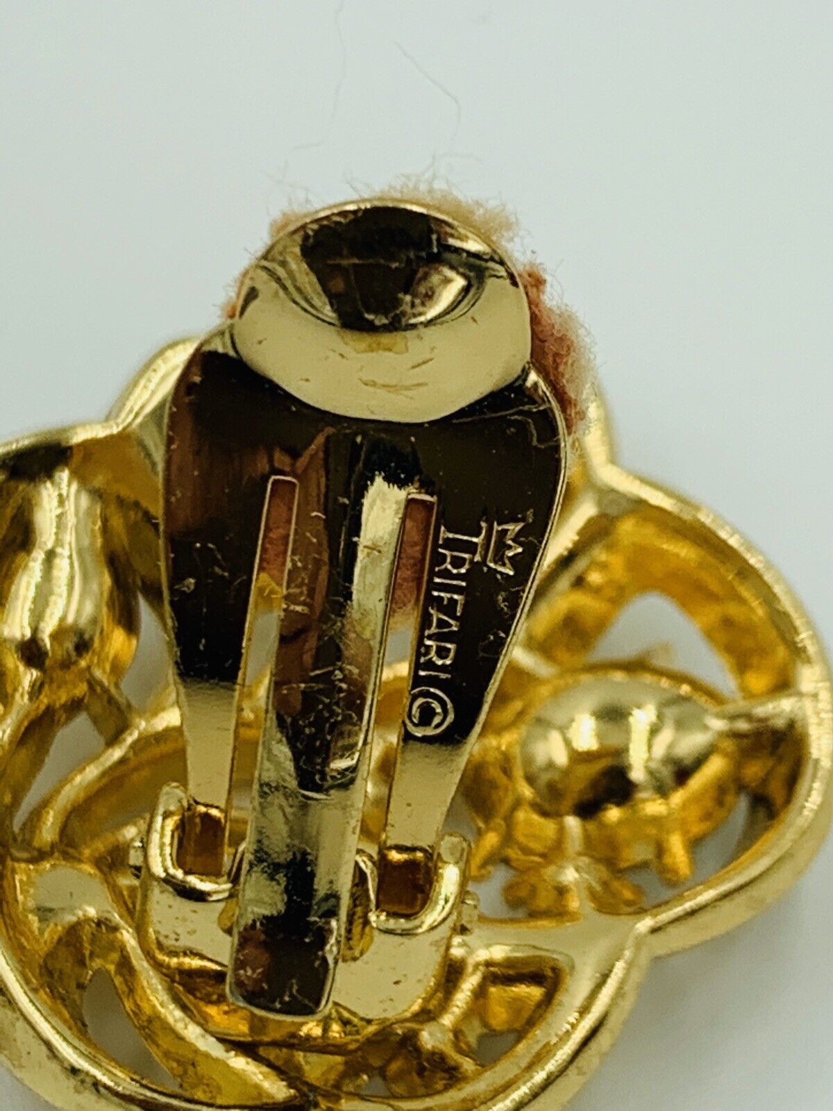 Crown Trifari Gold Toned Crystal Clip On Earrings