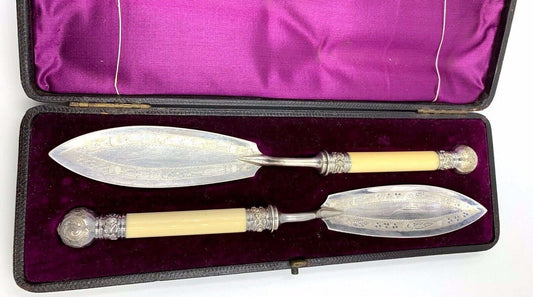 Antique Martin, Hall & Co  Silver plate Fish Serving Set in Original Case