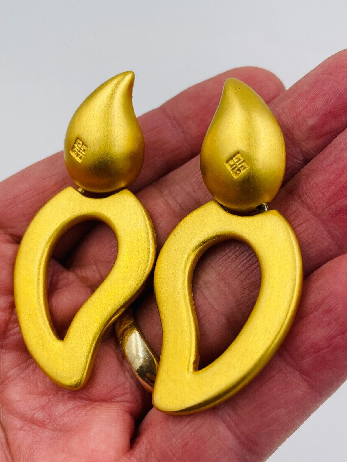 Chunky clip sales on earrings