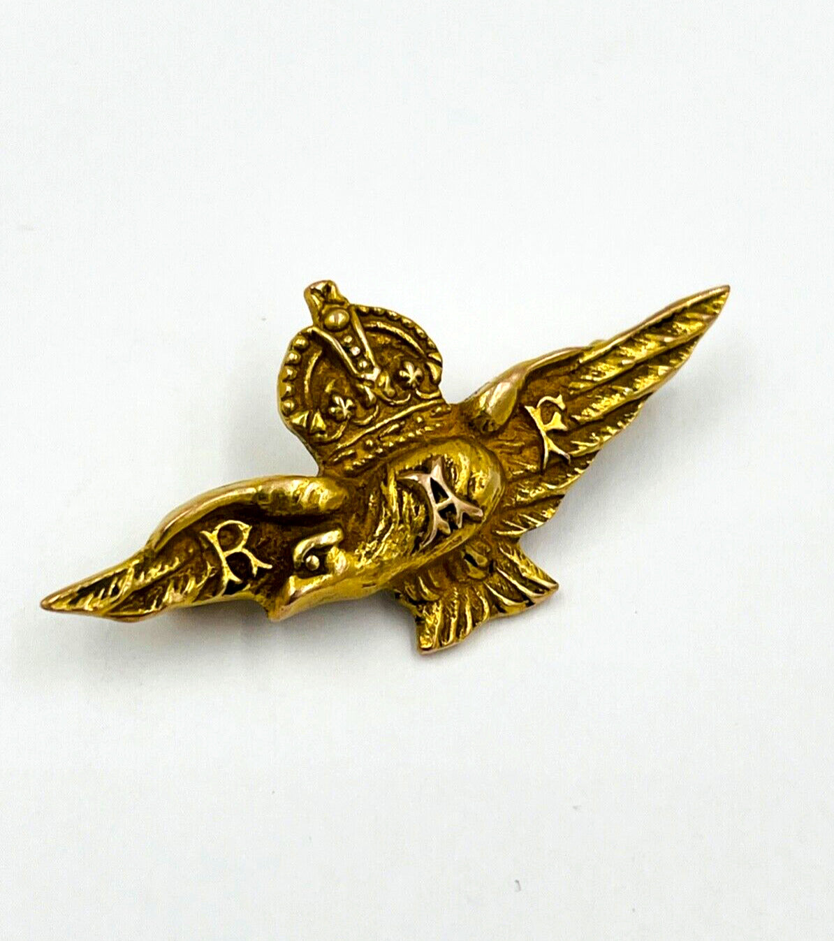 RARE WW2 BRITAIN RAF PILOT FULL DRESS ROYAL AIR FORCE WINGS 10k GOLD PIN WWII