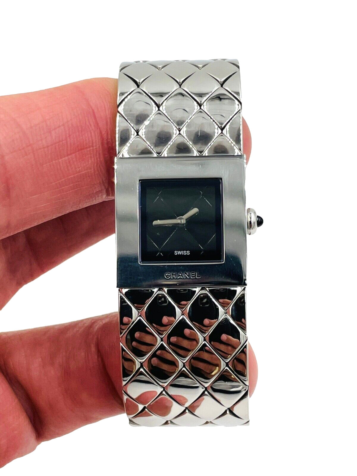Chanel Matelasse Ladies Quartz Wristwatch Watch Stainless Steel Black Quilt