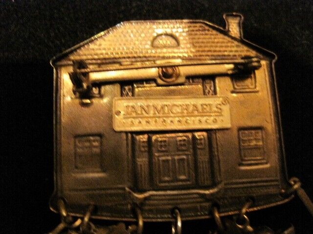 Jan Michaels San francisco House Charm Brooch pin